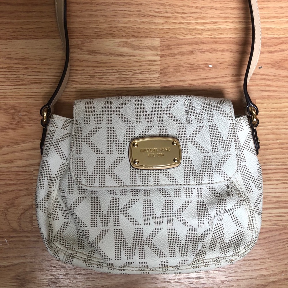 White Michael Korse Crossbody bag